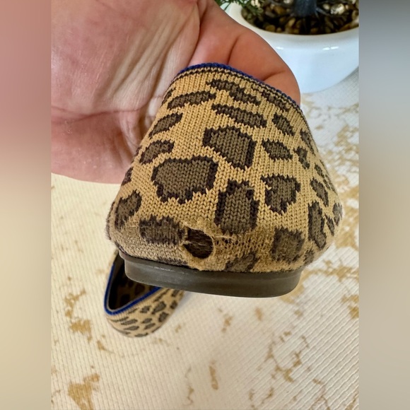 🔥🔥FINAL CLEARENACE 🔥🔥 ROTHY’S Cheetah Women’s Flats - Picture 7 of 7